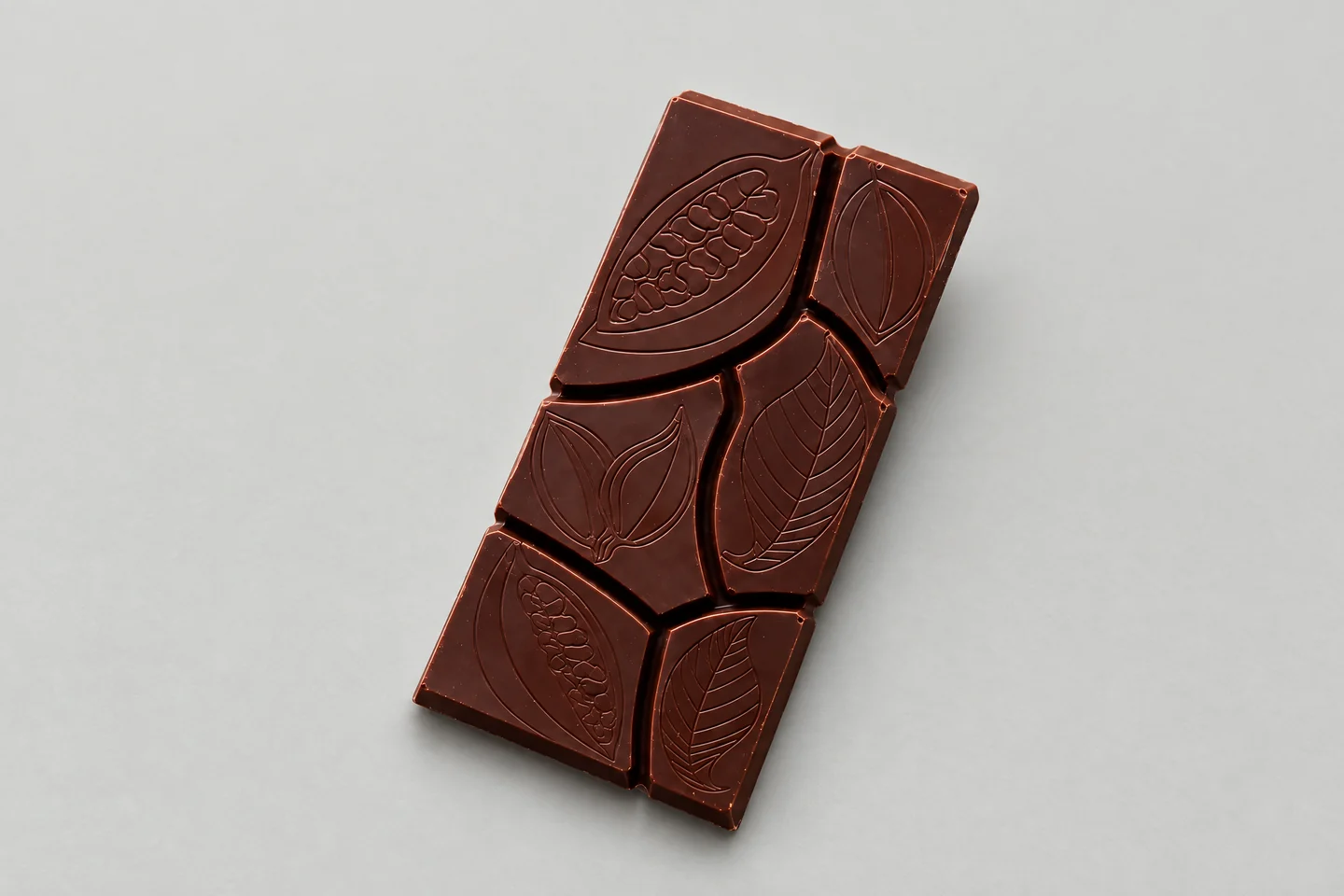Een tablet pure origine-chocolade, zonder verpakking